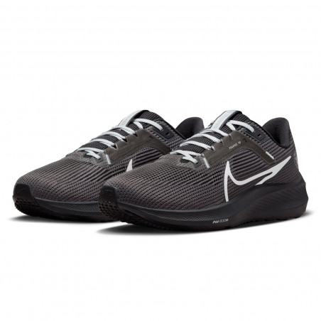 NIKE ZOOM PEGASUS 40 SHOES